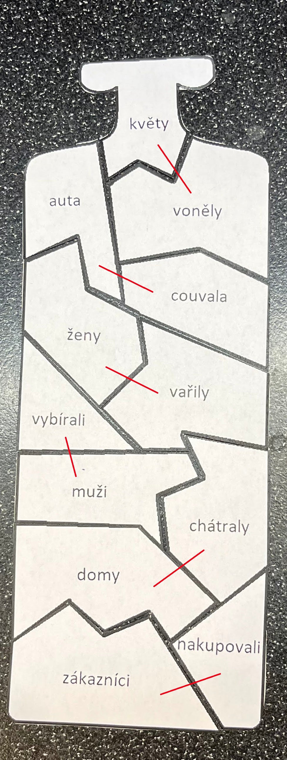 Slepíš rozbitou vázu?