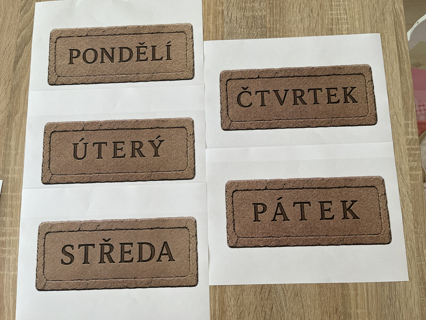 Rozvrh hodin (malý i velký) - PRAVĚK (výzdoba)